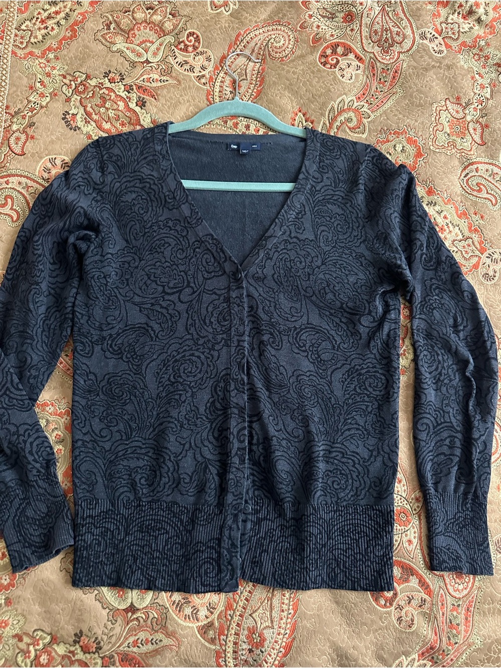 Gap Black/Gray V-Neck Cardigan Sweater